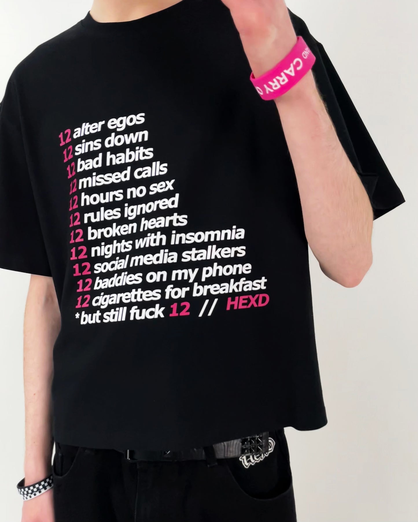 12 List Tee